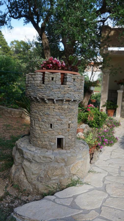 Apartmani Tatjana Rab Town Buitenkant foto